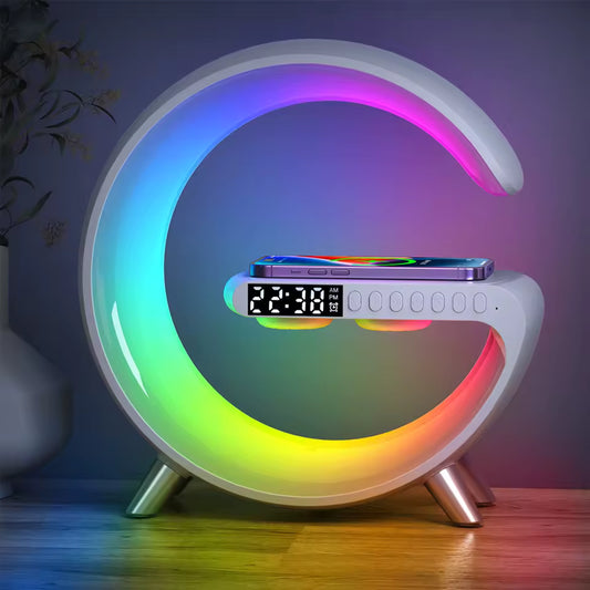 Lampă LED cu Boxă Bluetooth, Încărcător Wireless, Lumini RGB Și Ceas Integrat